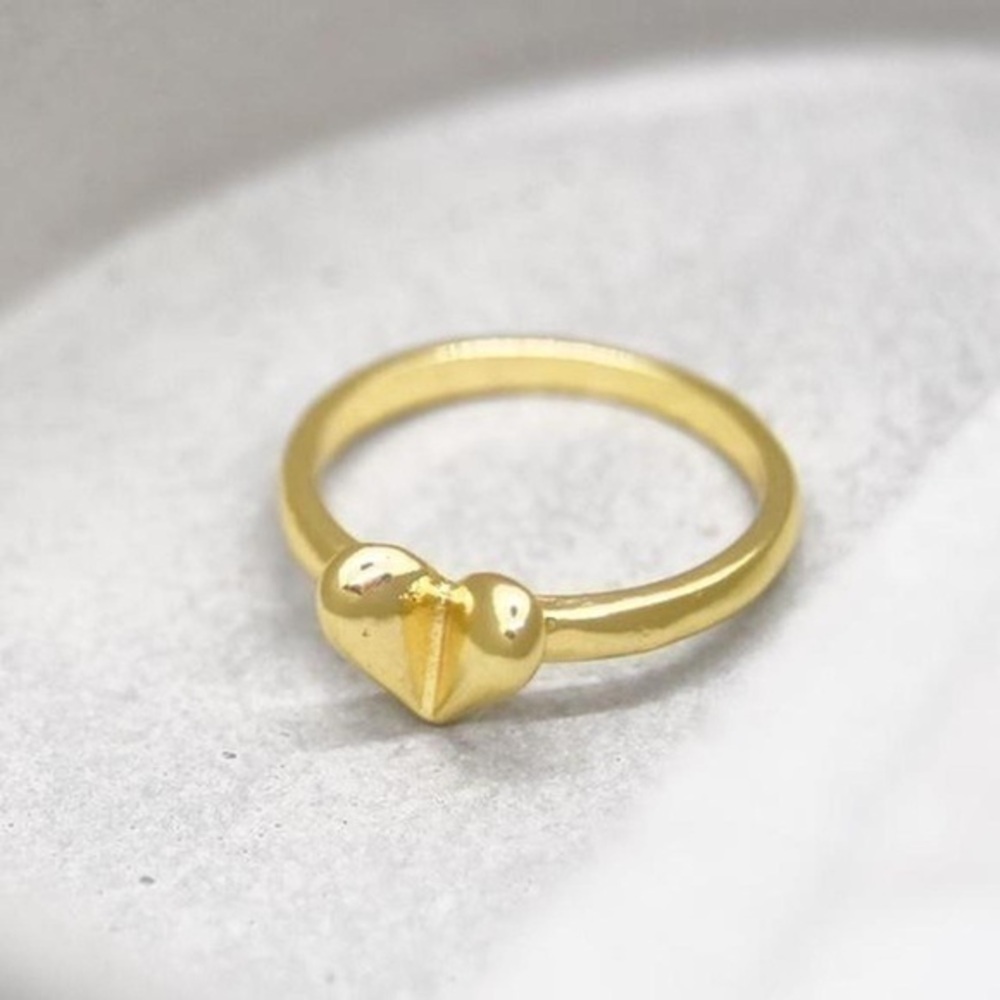 Minimalist Gold Heart Ring